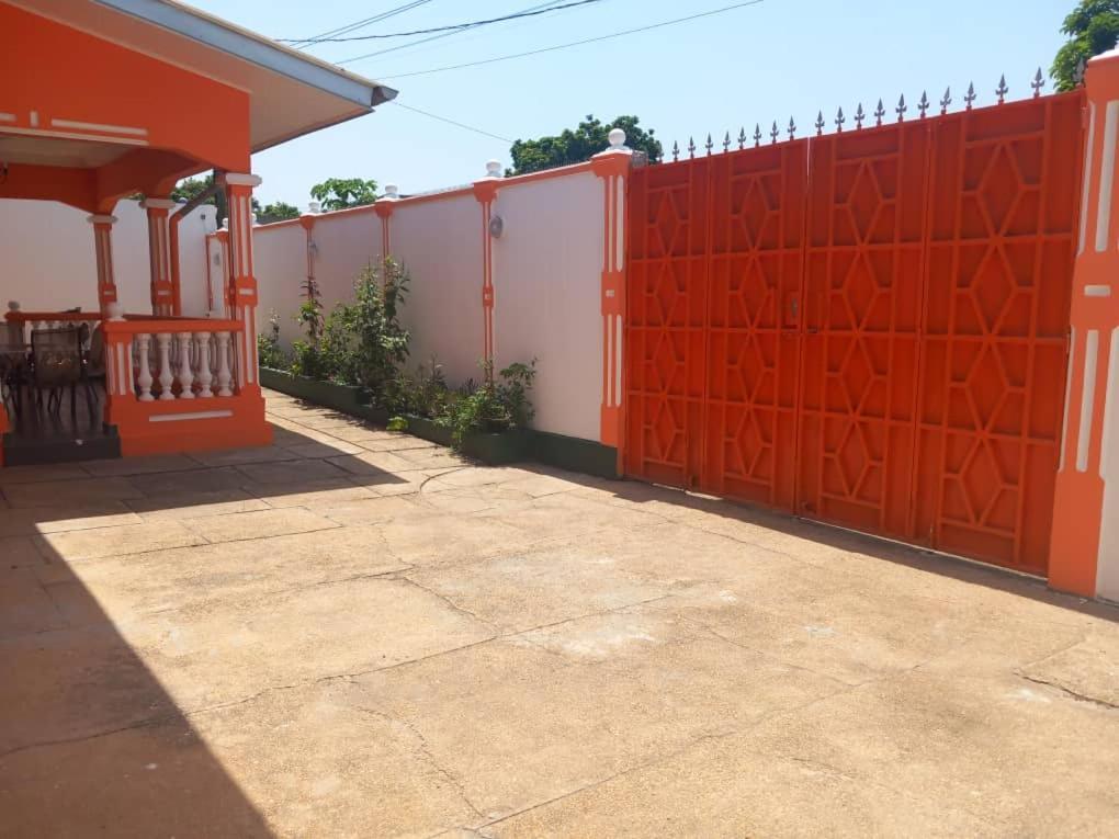 Octave'S Apt Pointe Noire Exterior foto