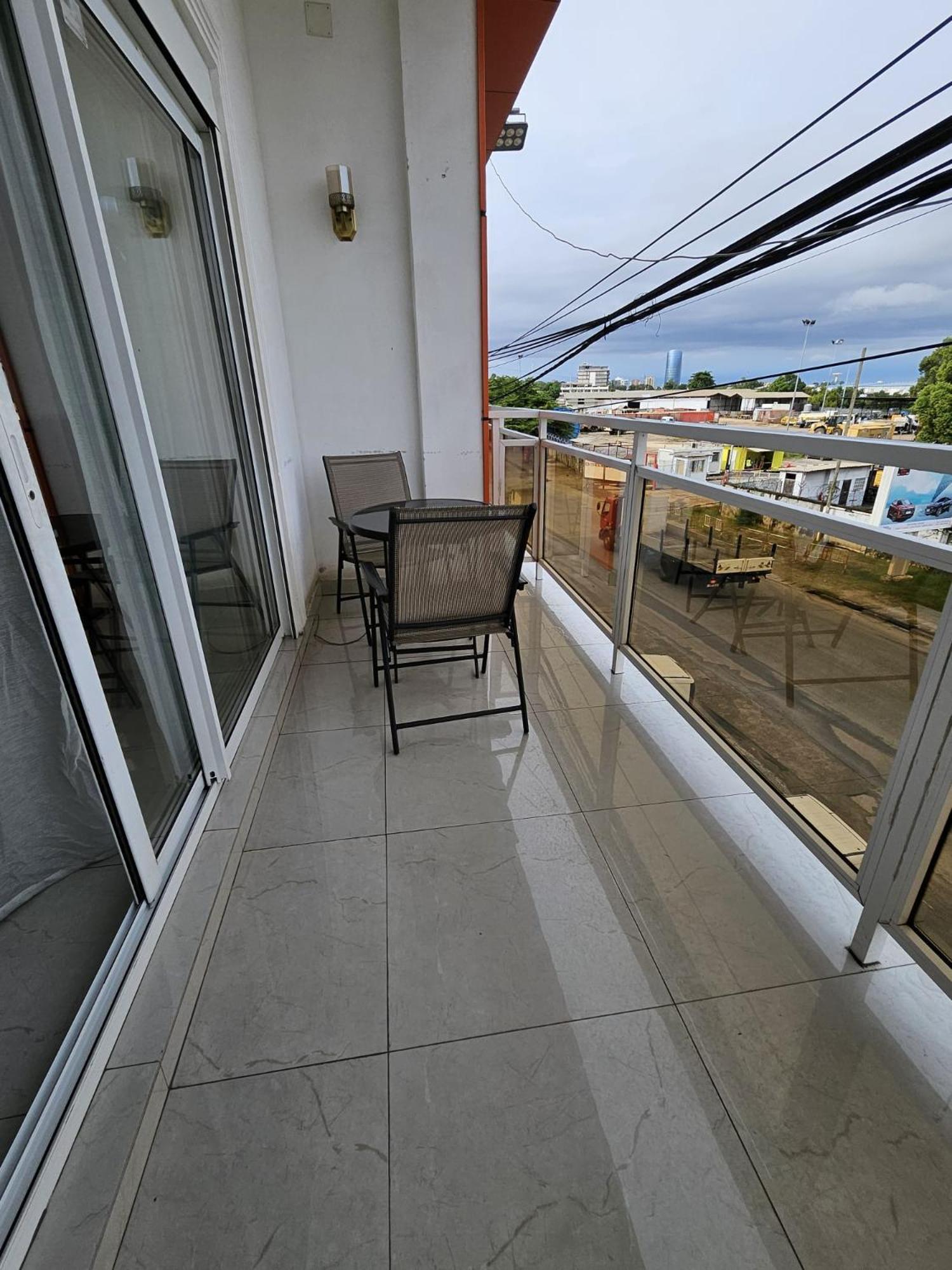 Octave'S Apt Pointe Noire Exterior foto